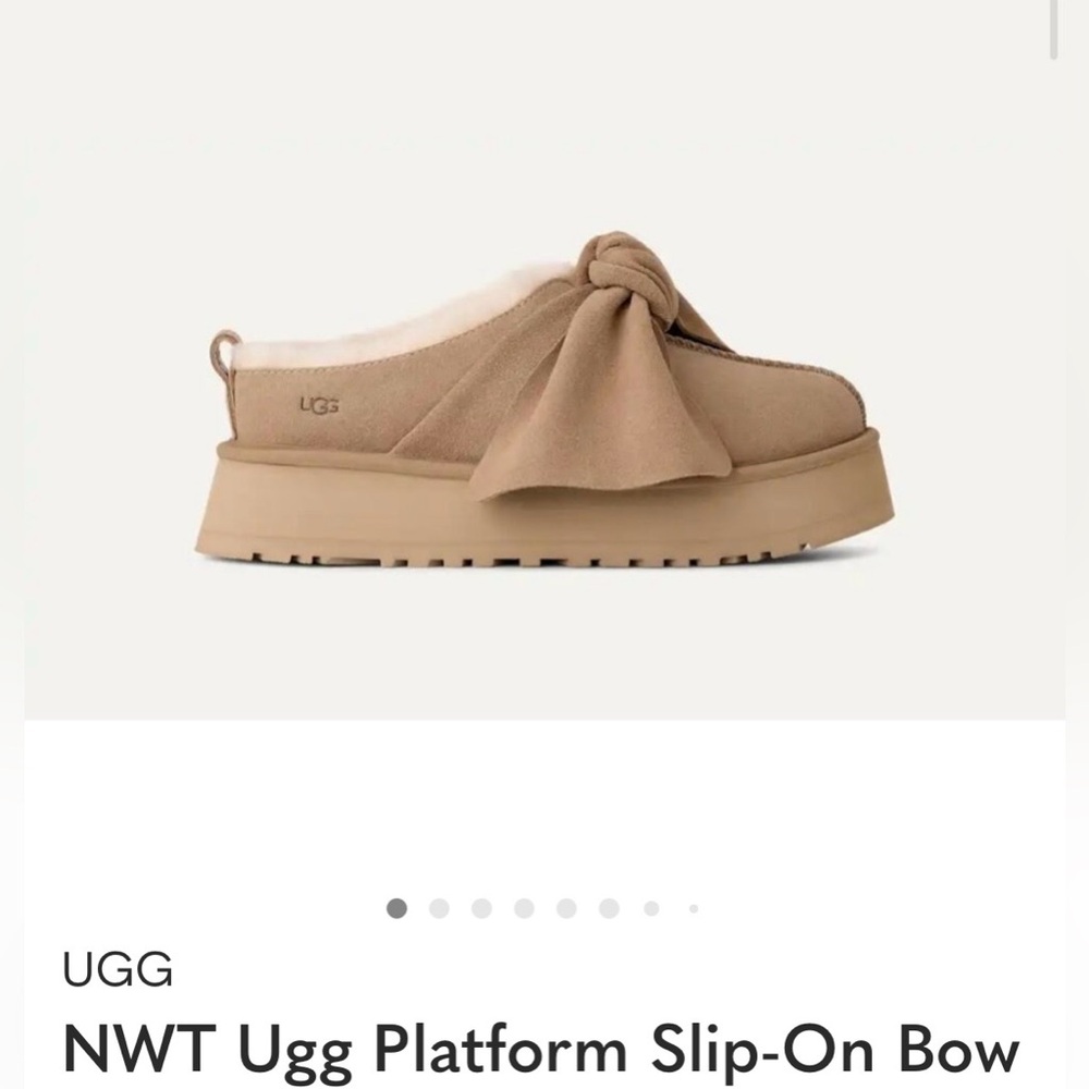 UGG Women's Classic Bow Genuine Shearling Platform Slip On Size 9